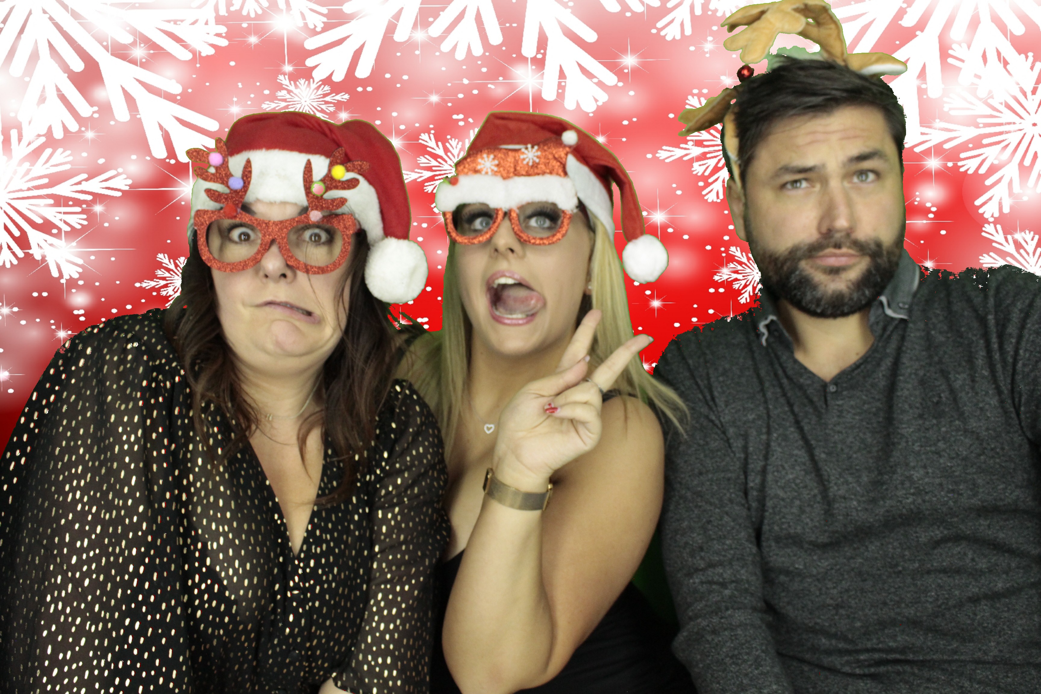Ocean Network Express Christmas Party 2019 | View more photos from the event at gallery.myphotoboothexperience.co.uk/u/MyPhotoBoothExperienceLtd/Ocean-Network-Express-Christmas-Party-2019